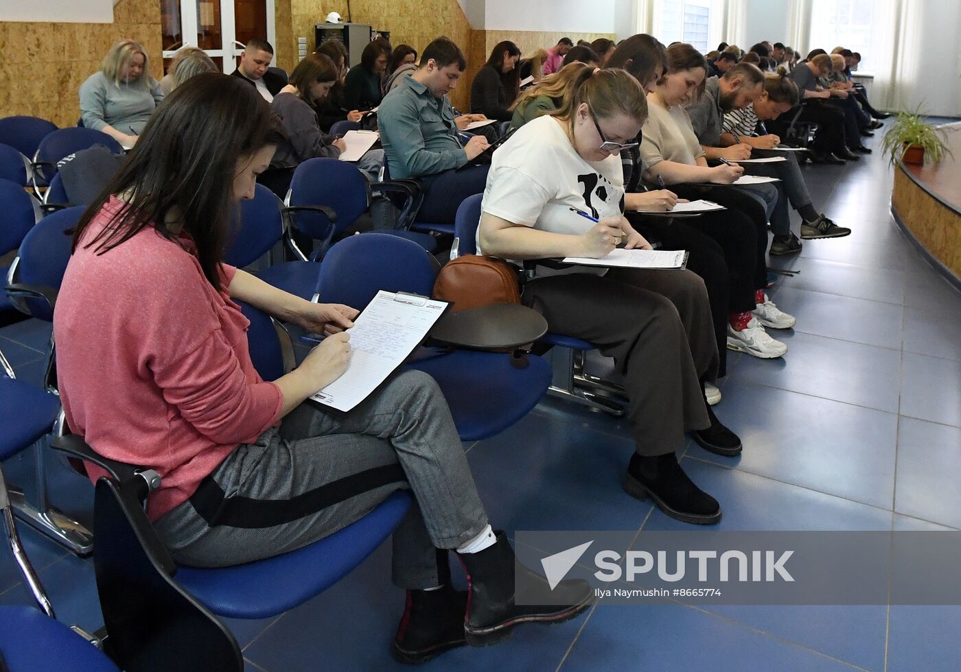 Russia Total Dictation Language Test