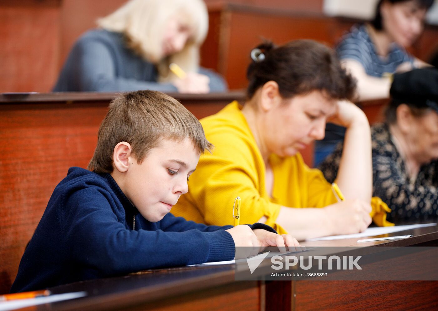 Russia Total Dictation Language Test