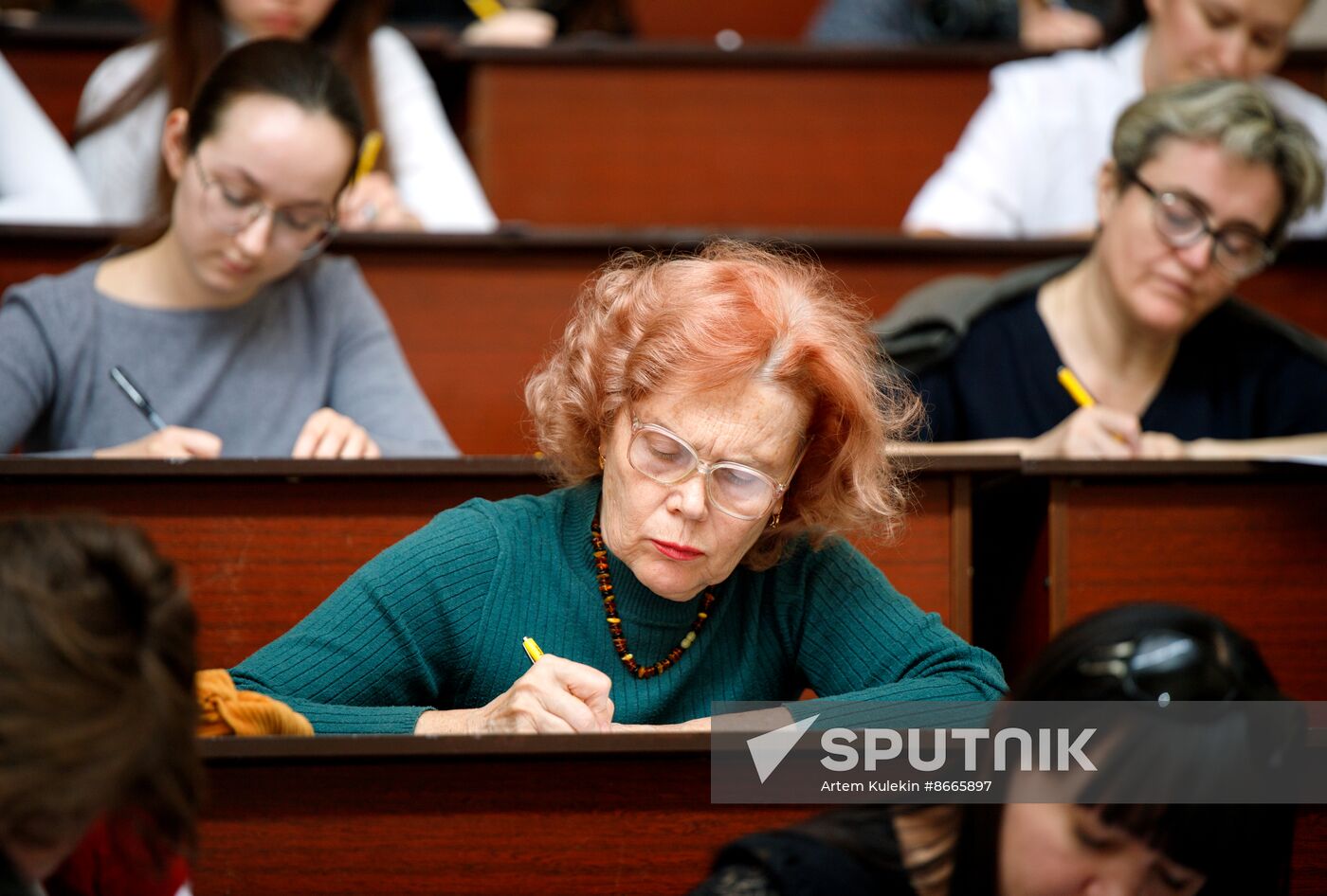Russia Total Dictation Language Test
