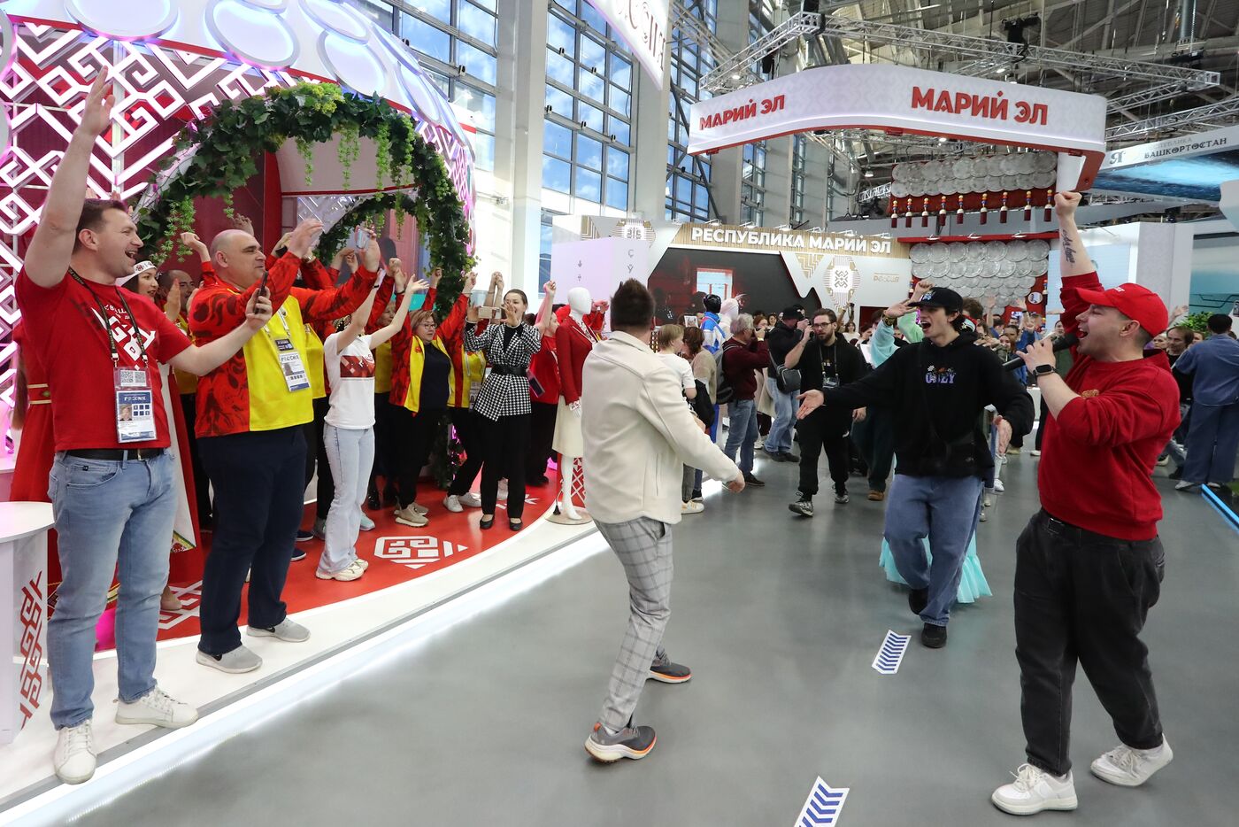 RUSSIA EXPO. Dance flashmob