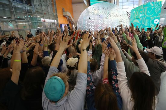 RUSSIA EXPO. Dance flashmob