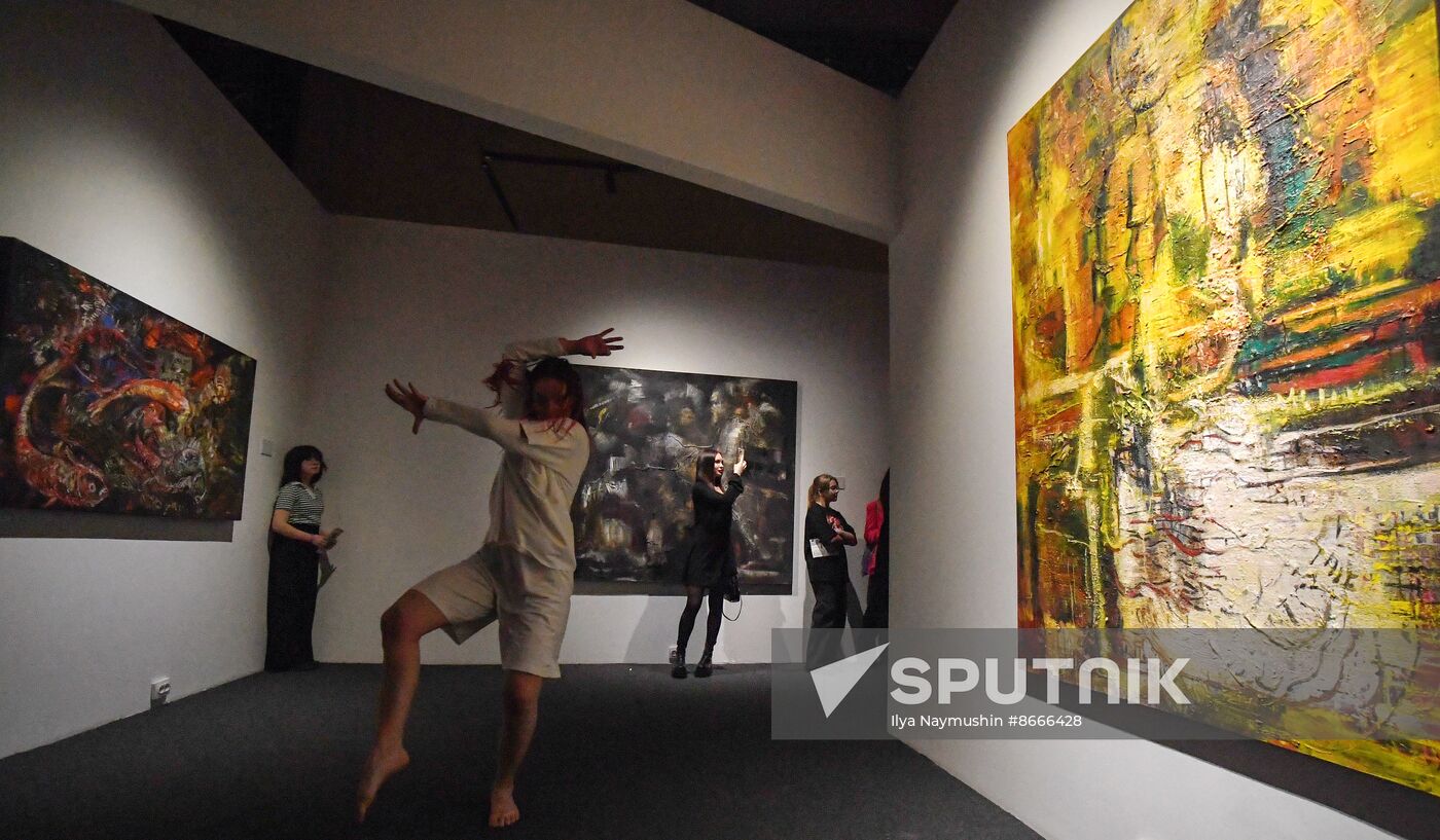 Russia Museum Night
