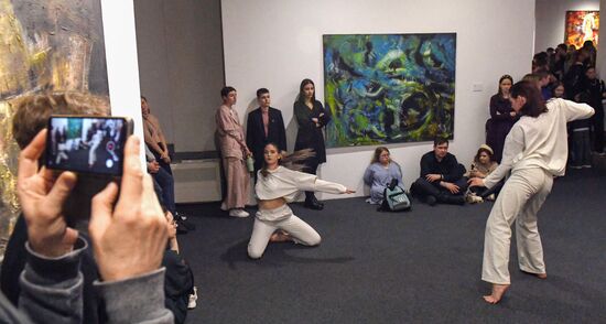 Russia Museum Night