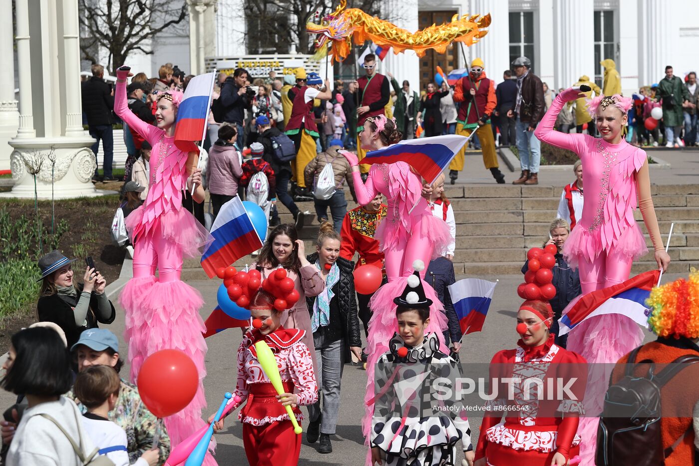 Russia EXPO. Circus Art March