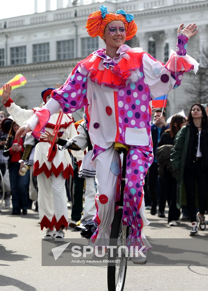 Russia EXPO. Circus Art March