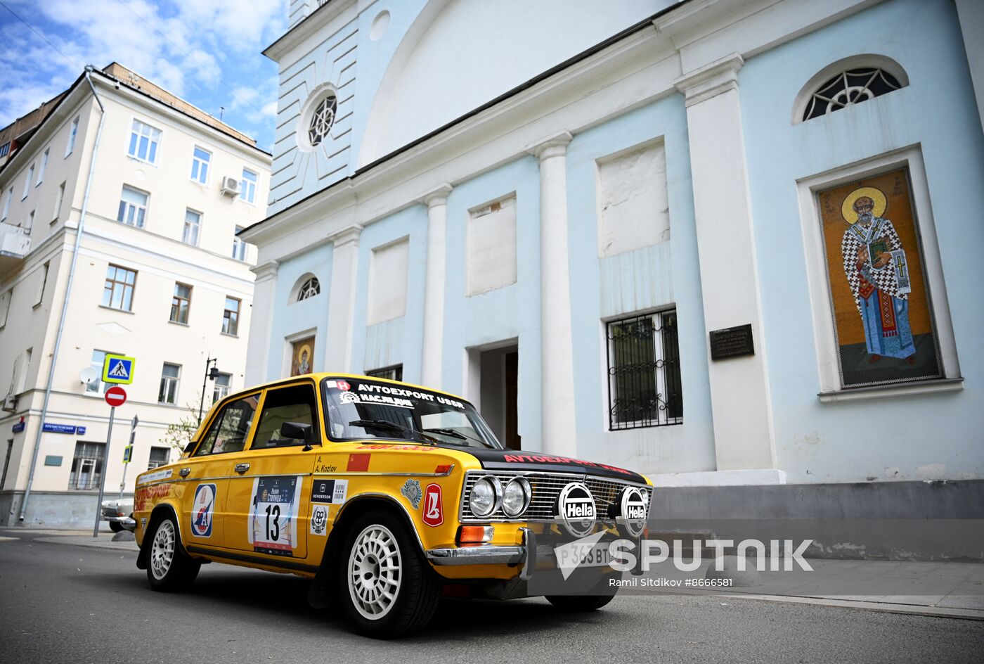 Russia Retro Cars Rally