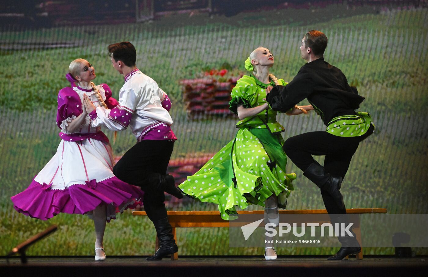 Russia Folk Dance Ensemble