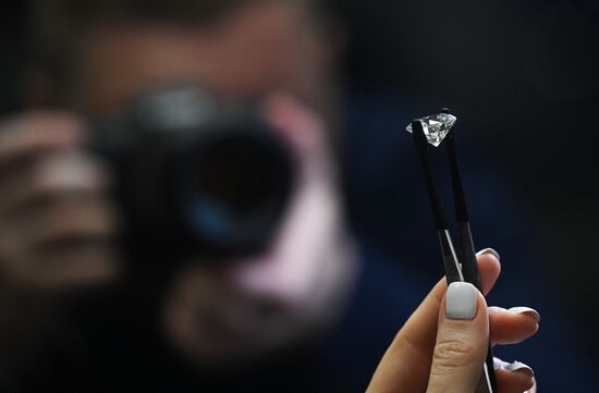Russia Diamond Auction Preview