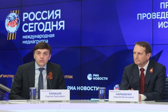 Russia St George's Ribbon Campaign News Conference