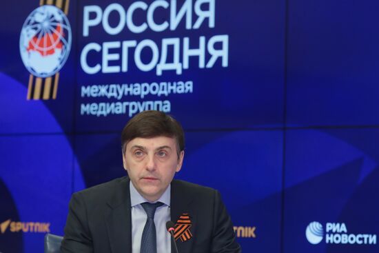 Russia St George's Ribbon Campaign News Conference