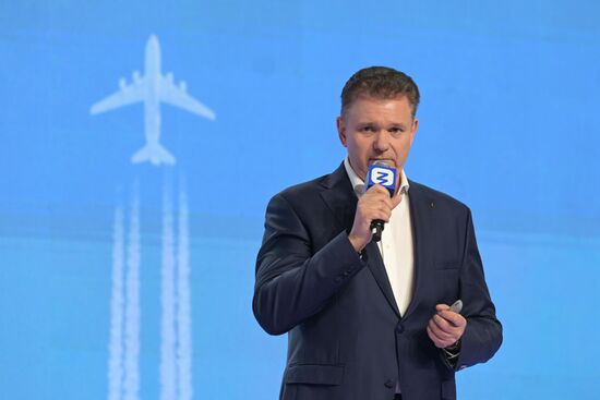 RUSSIA EXPO. Demo Day: Industrial Competence Centers in Transport Sector: From Import Substitution to High-Tech Exports