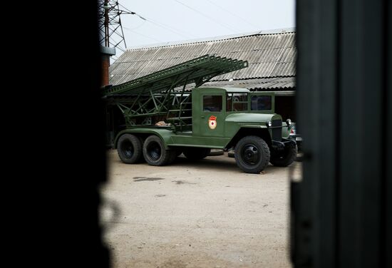 Russia WWII Military Equipment Workshop