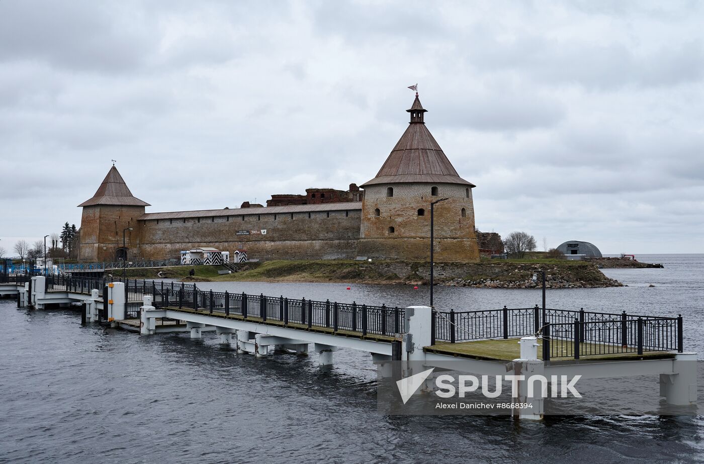 Russia Museums Tourist Season