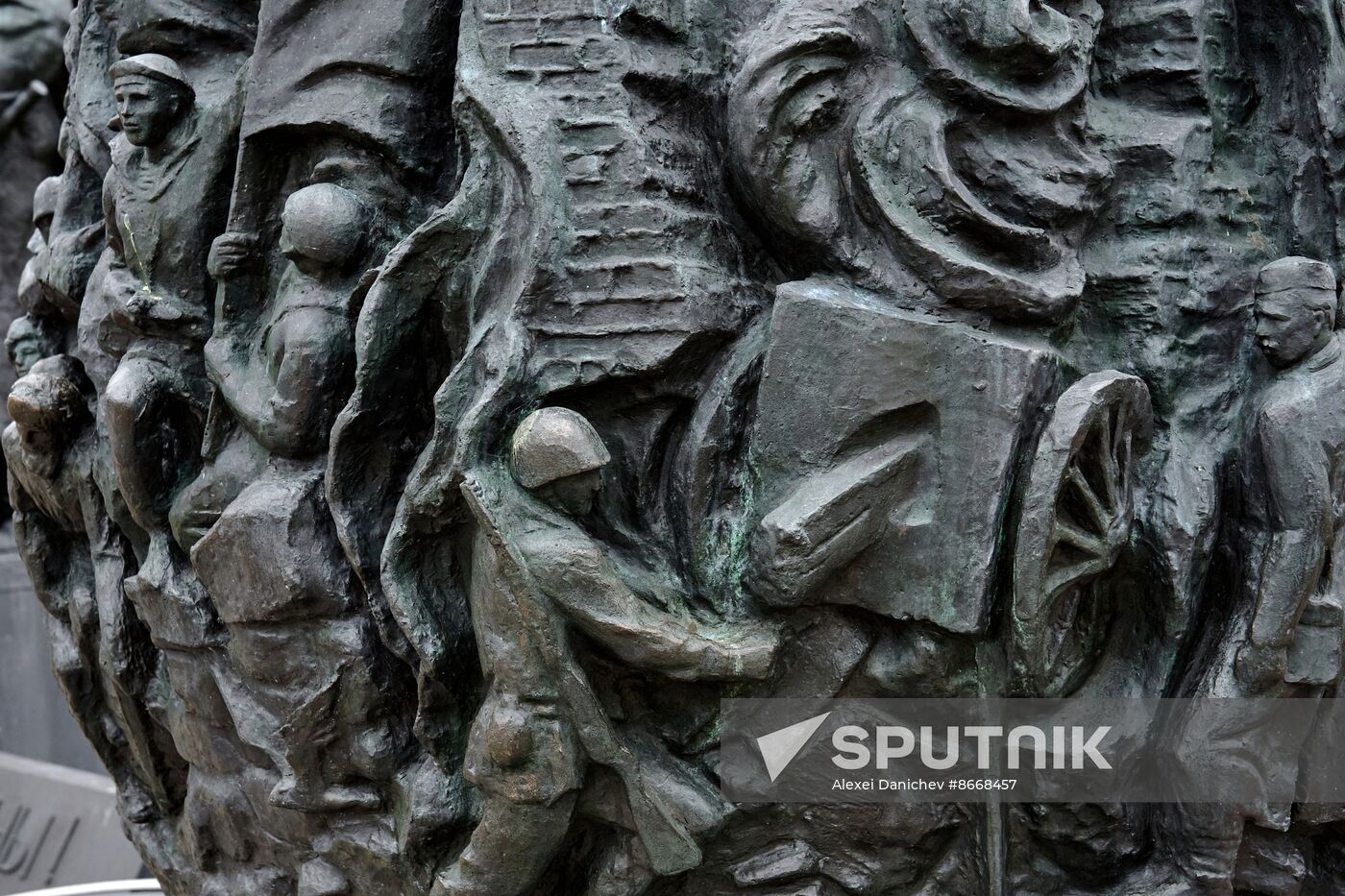 Russia Museums Tourist Season