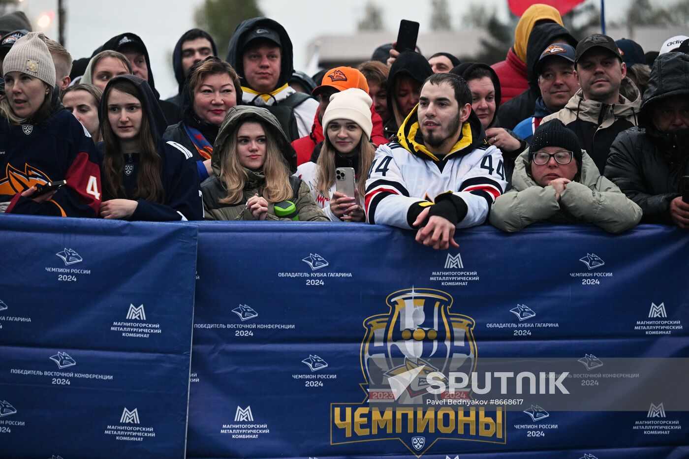 Russia Ice Hockey Kontinental League Metallurg Arrival