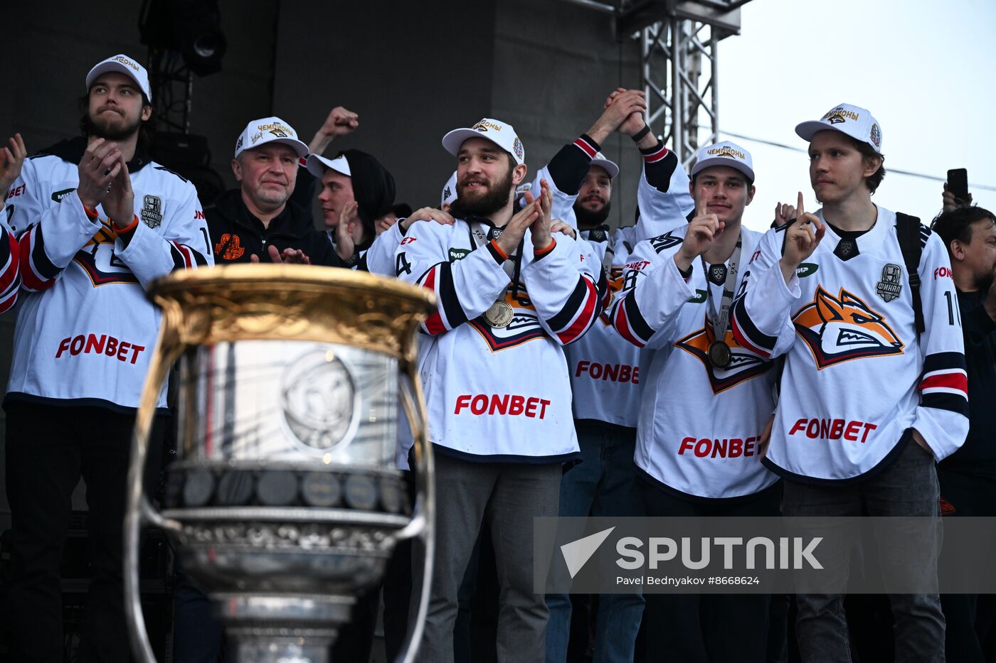 Russia Ice Hockey Kontinental League Metallurg Arrival