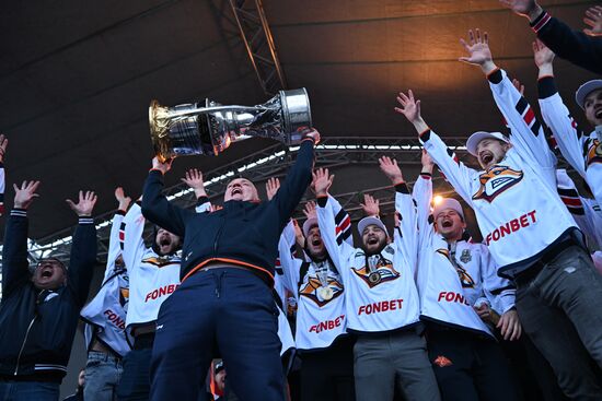 Russia Ice Hockey Kontinental League Metallurg Arrival