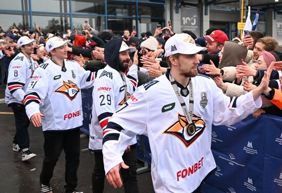 Russia Ice Hockey Kontinental League Metallurg Arrival