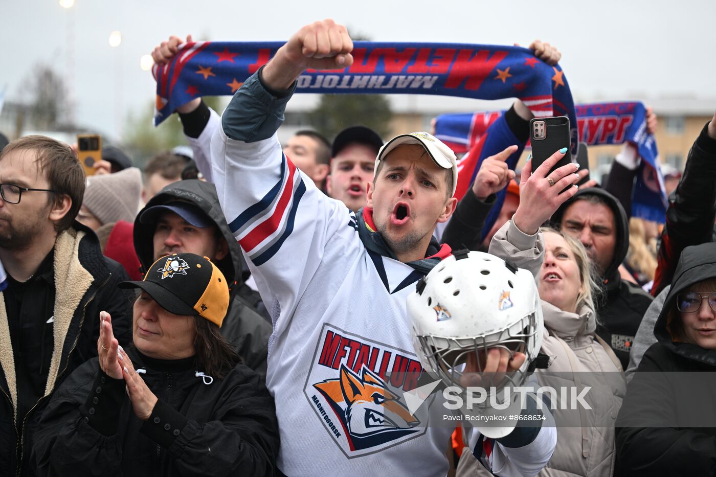 Russia Ice Hockey Kontinental League Metallurg Arrival