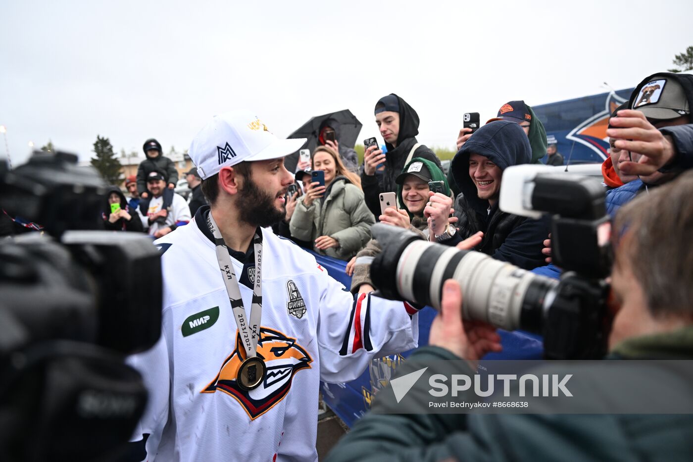 Russia Ice Hockey Kontinental League Metallurg Arrival