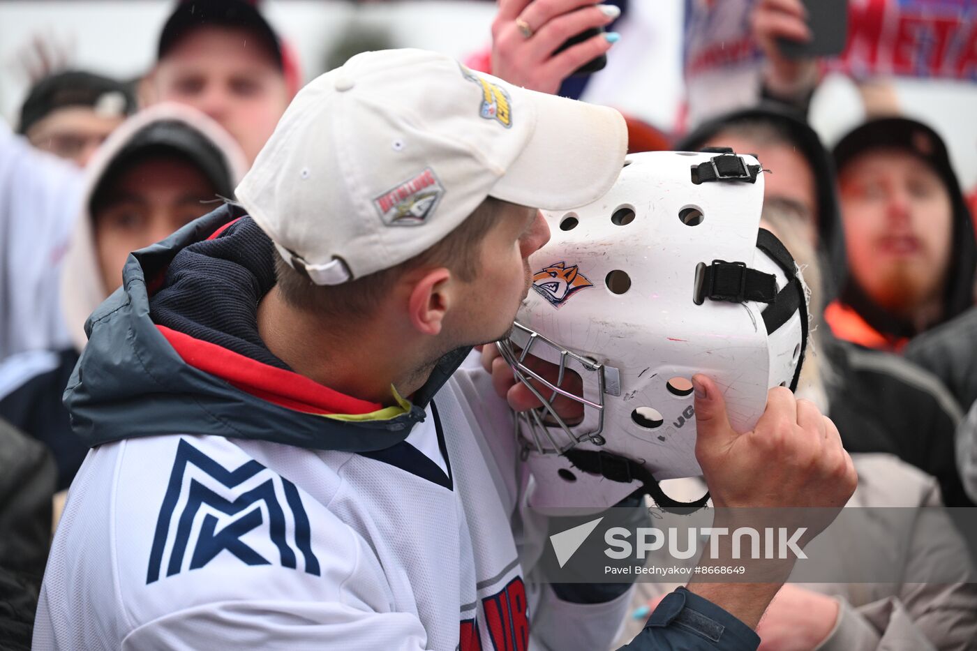 Russia Ice Hockey Kontinental League Metallurg Arrival