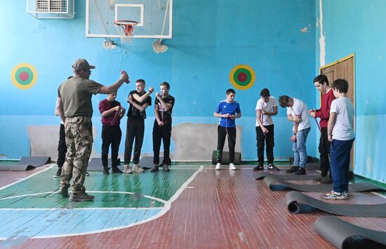 Russia Ukraine Military Operation First Aid Training