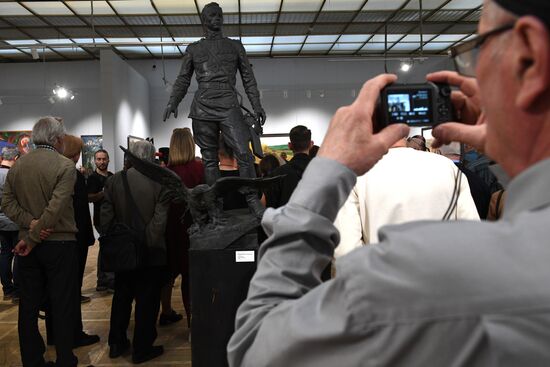 Russia Art Crimea DPR LPR Exhibition