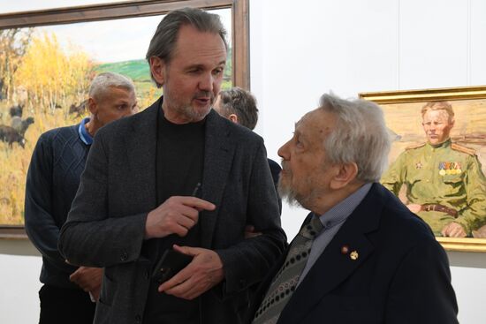 Russia Art Crimea DPR LPR Exhibition