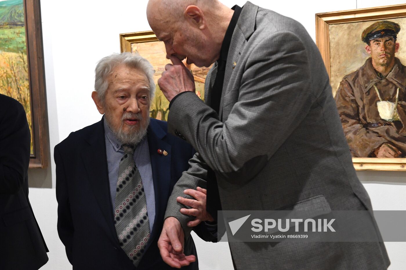 Russia Art Crimea DPR LPR Exhibition