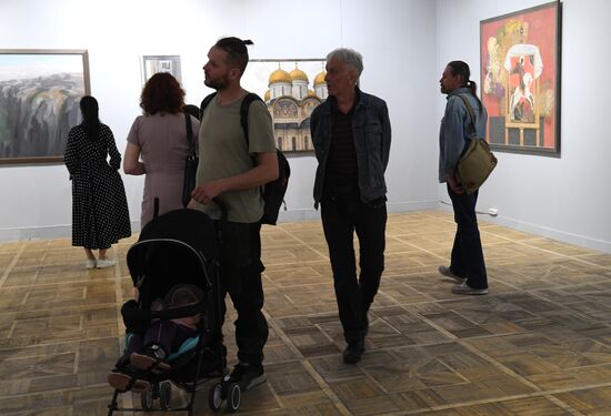 Russia Art Crimea DPR LPR Exhibition