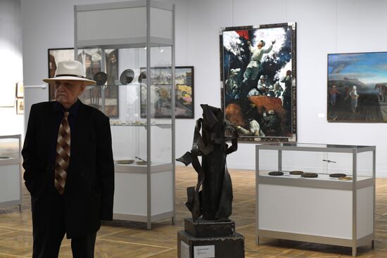 Russia Art Crimea DPR LPR Exhibition