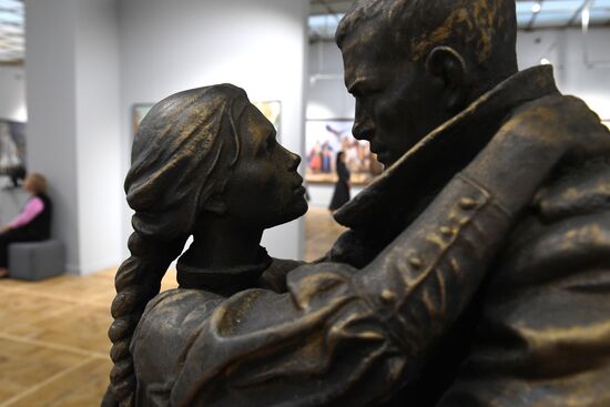Russia Art Crimea DPR LPR Exhibition