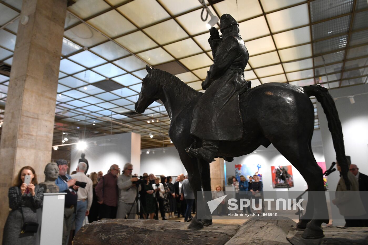 Russia Art Crimea DPR LPR Exhibition