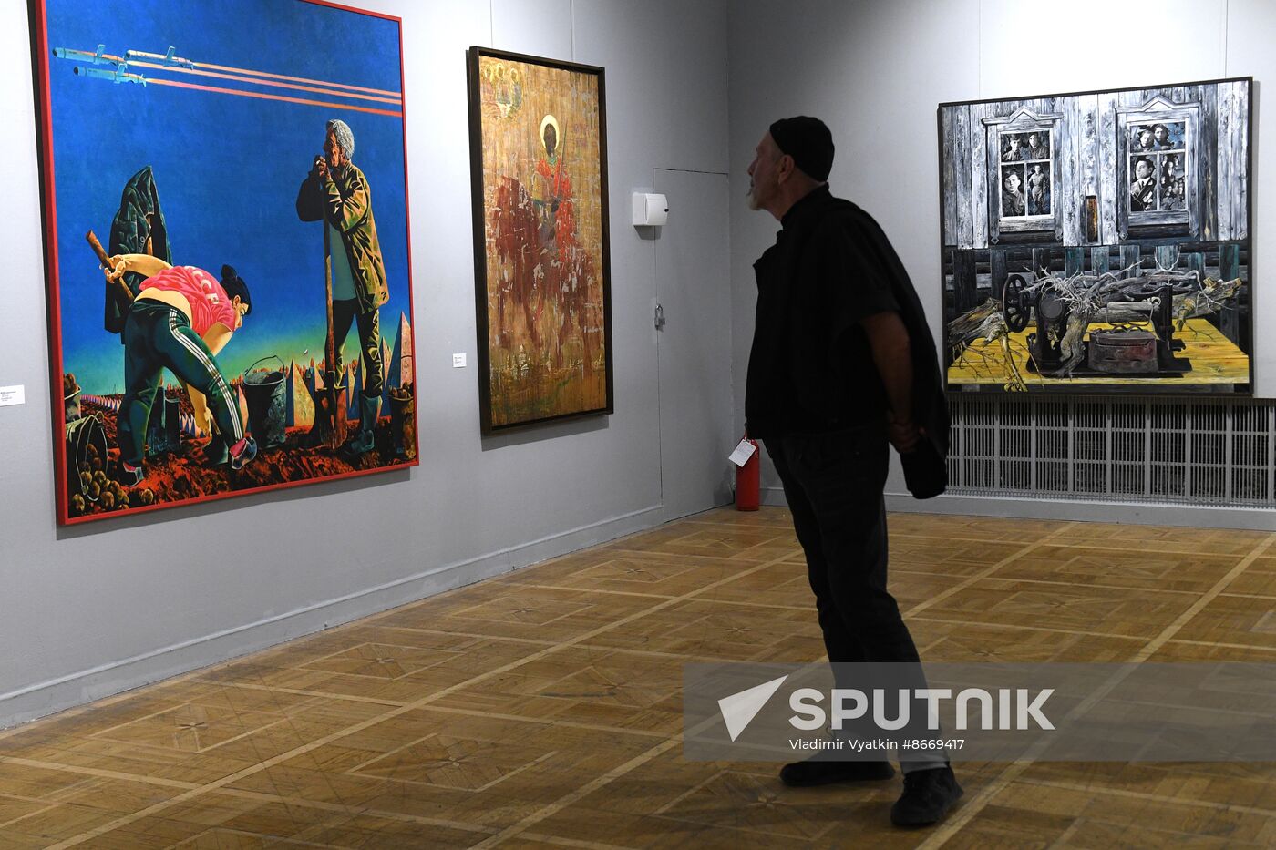 Russia Art Crimea DPR LPR Exhibition