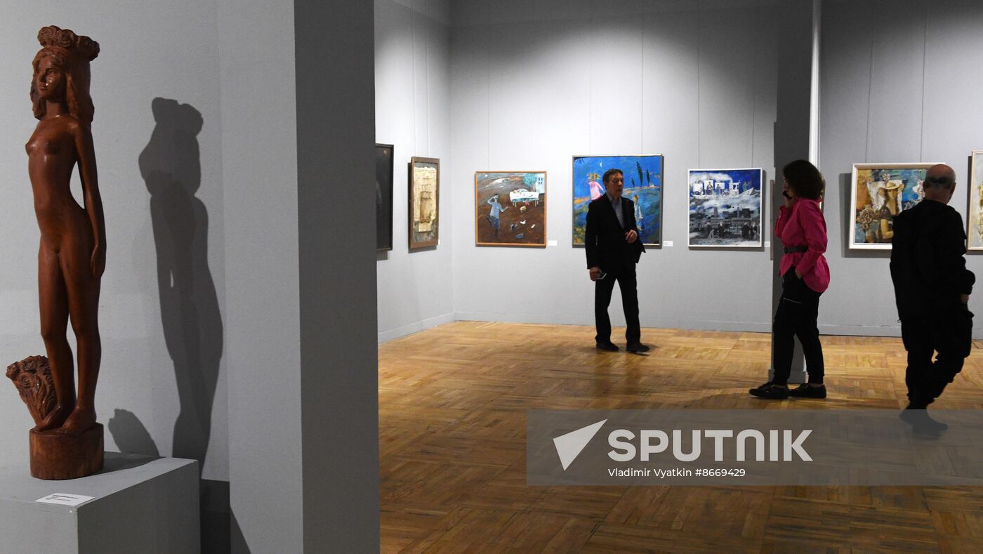 Russia Art Crimea DPR LPR Exhibition