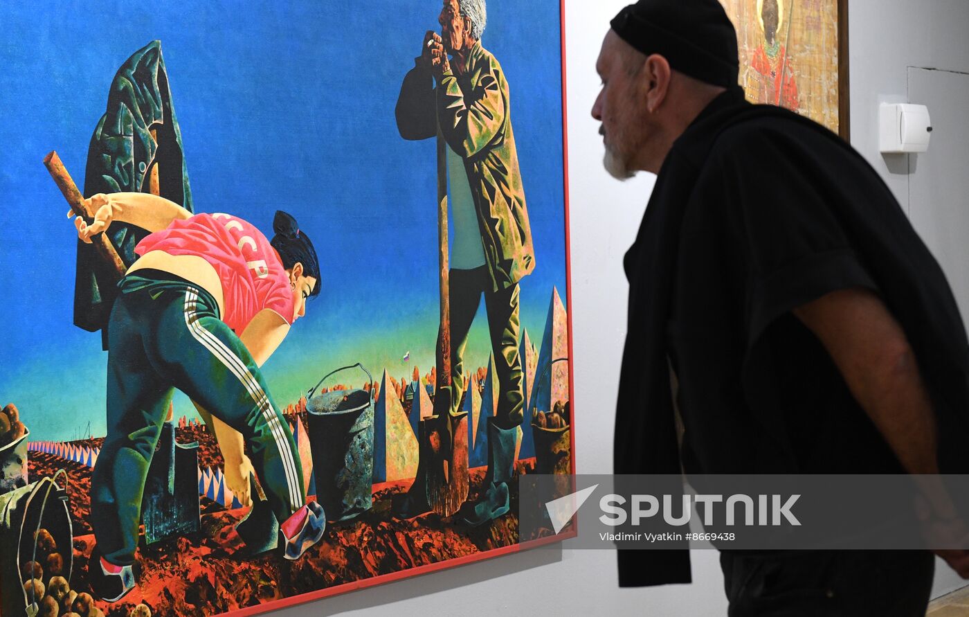 Russia Art Crimea DPR LPR Exhibition