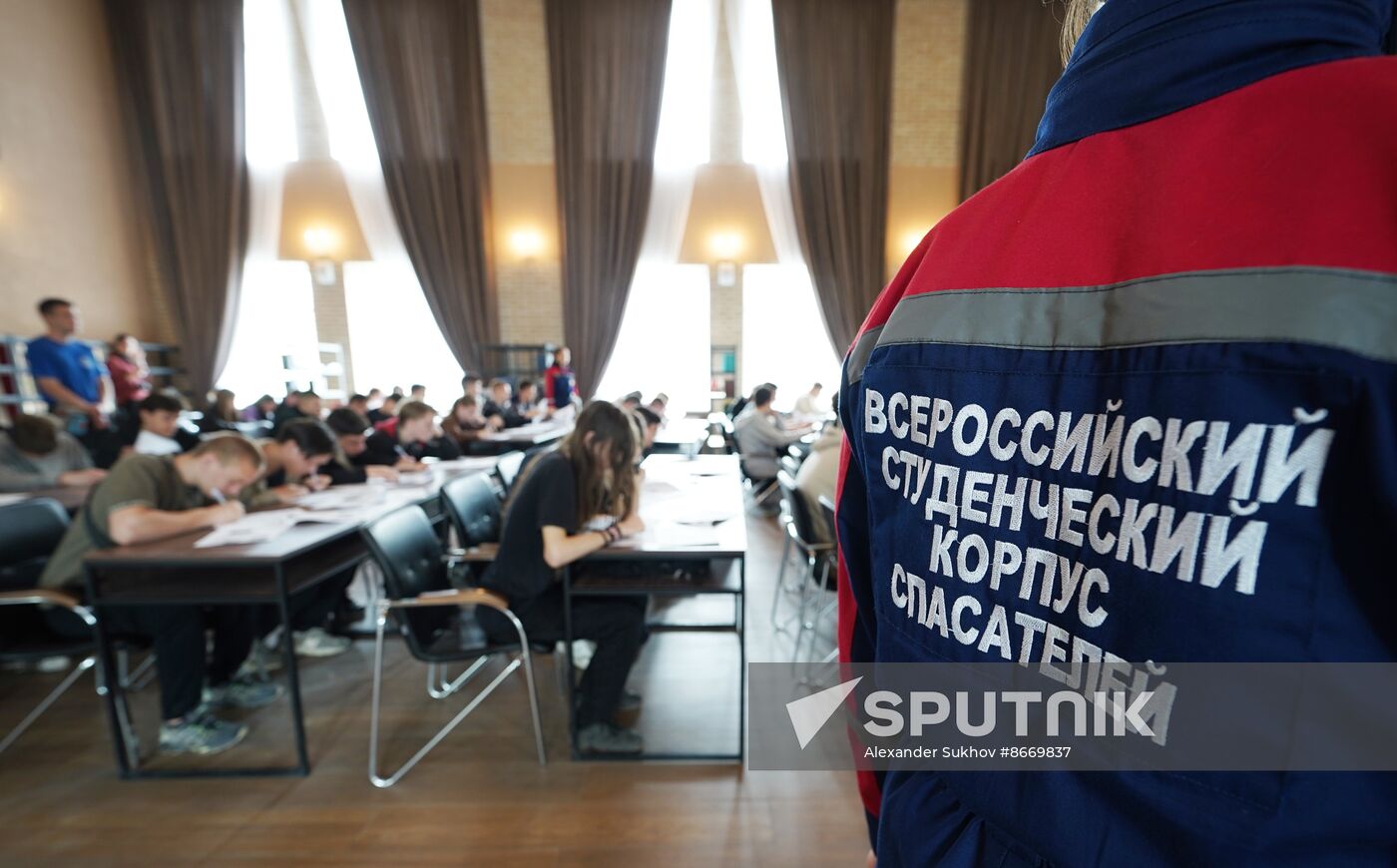 Russia Victory Dictation Campaign