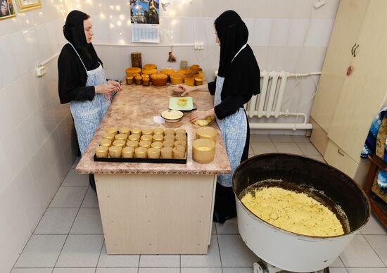 Russia Religion Orthodox Easter Preparations