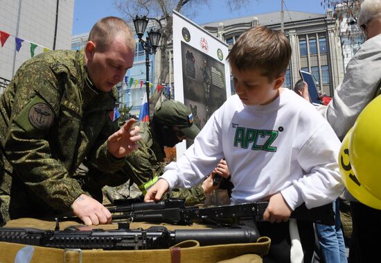 Russia Regions May Day