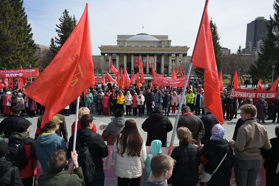 Russia Regions May Day