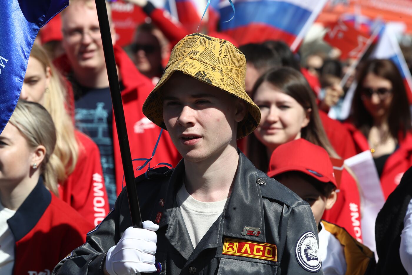 RUSSIA EXPO. Labor is Cool procession and flashmob