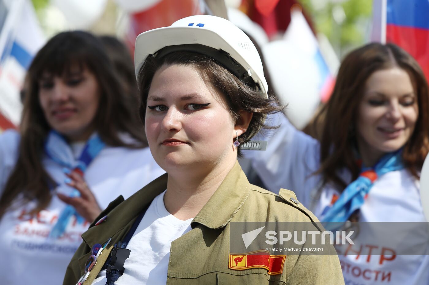 RUSSIA EXPO. Labor is Cool procession and flashmob