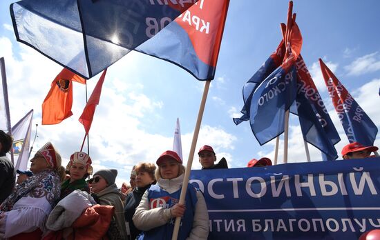 Russia Regions May Day