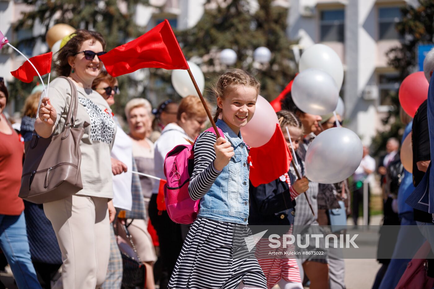 Russia Regions May Day