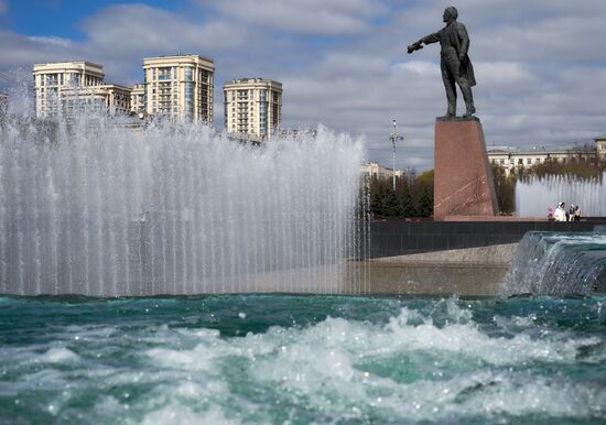Russia Fountain Season