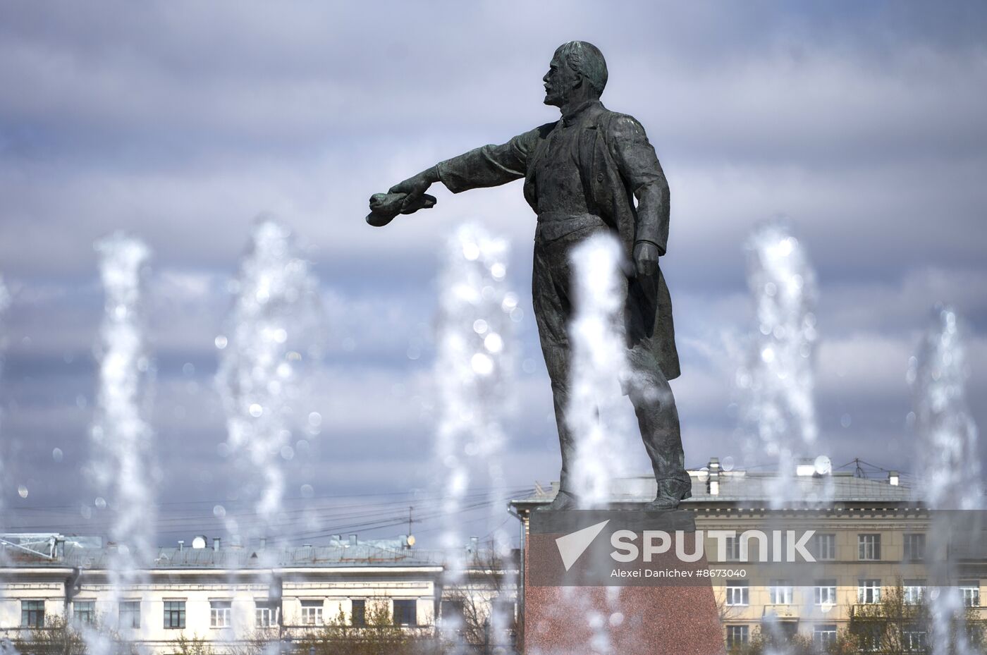 Russia Fountain Season