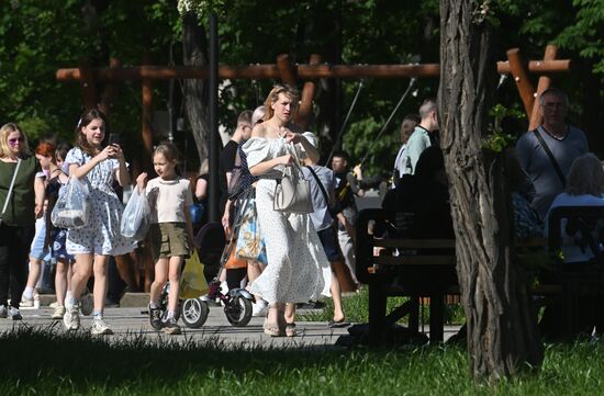 Russia LPR Daily Life