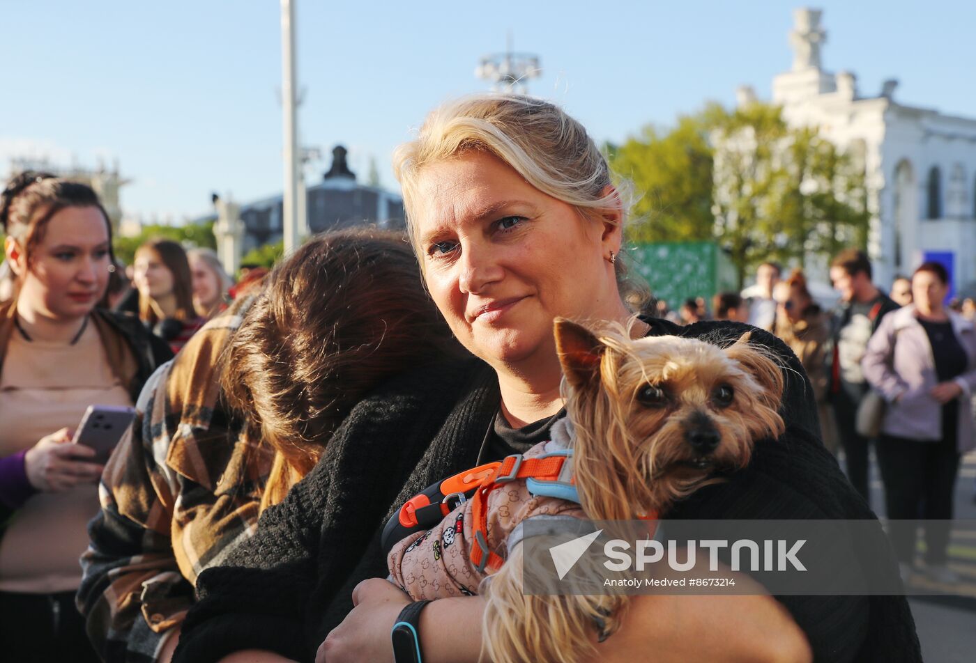 RUSSIA EXPO. Concert, Peace Labor May Reset