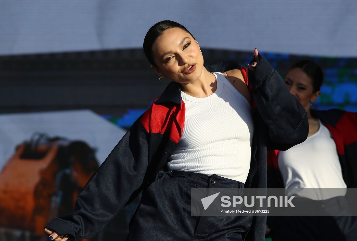 RUSSIA EXPO. Concert, Peace Labor May Reset