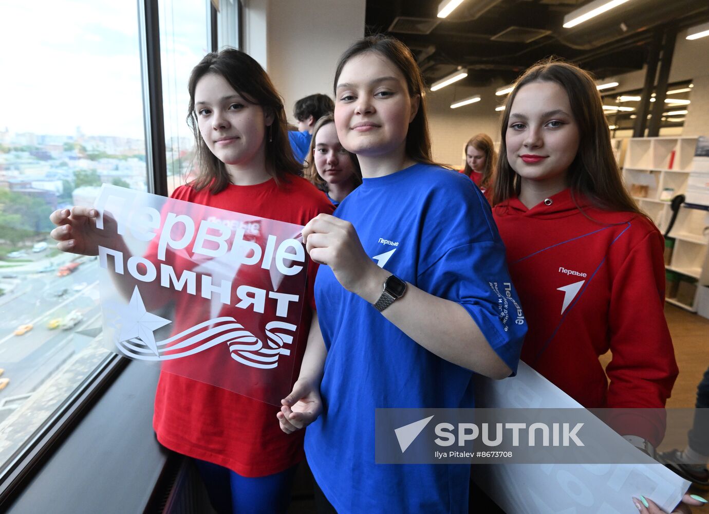 Russia Victory Windows Campaign